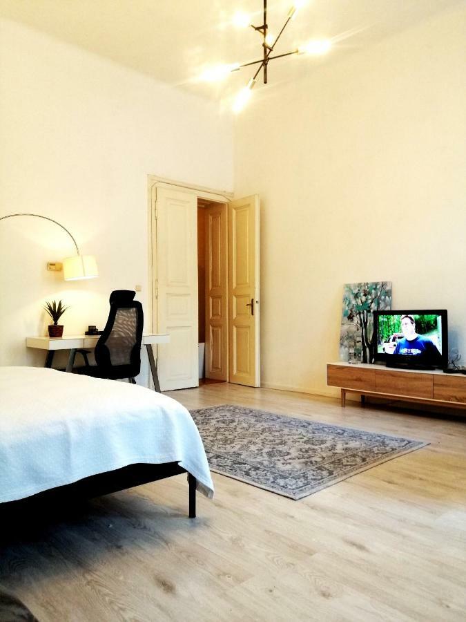 Entrez Apartment 3 - Historical Centre Kassa Kültér fotó