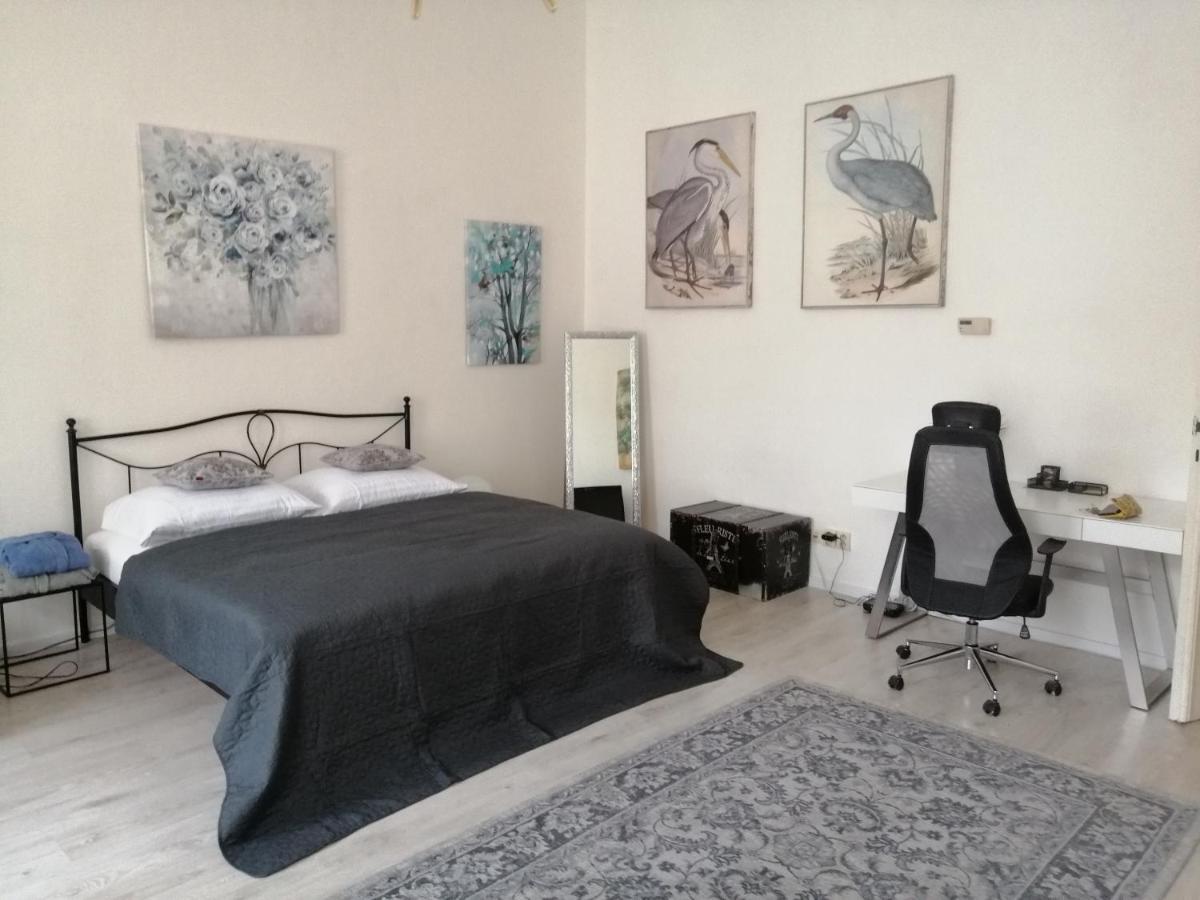 Entrez Apartment 3 - Historical Centre Kassa Kültér fotó