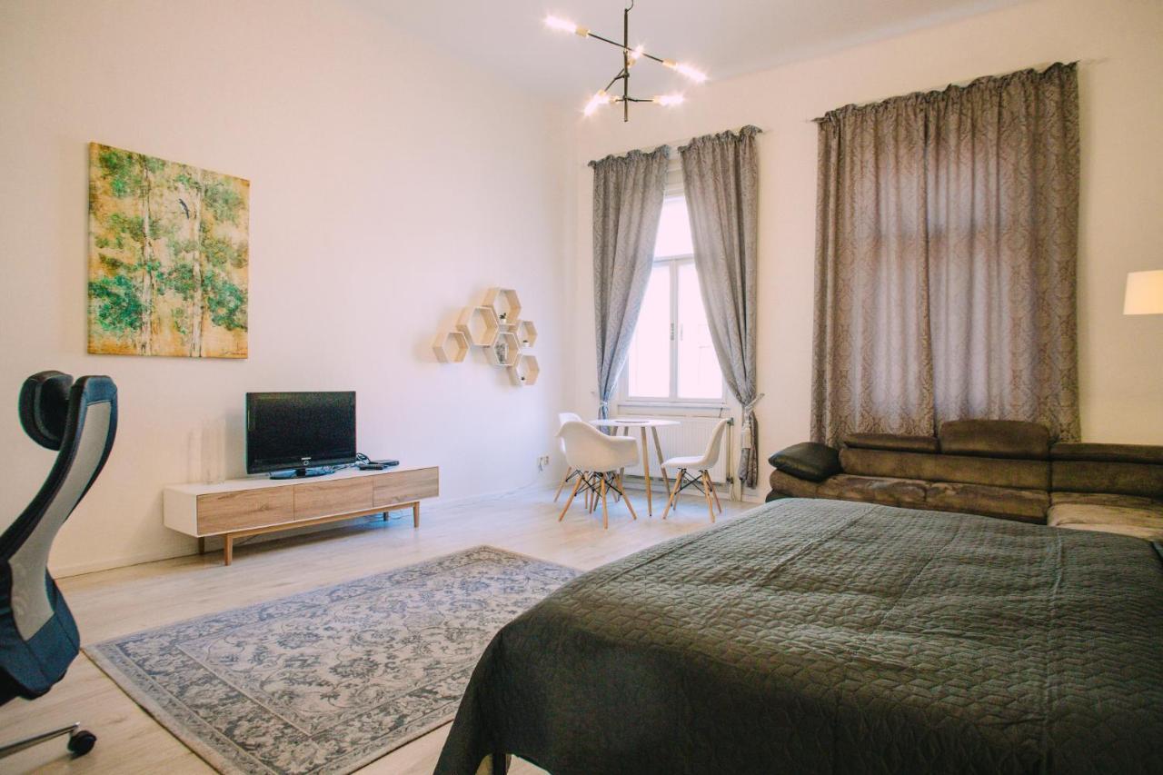 Entrez Apartment 3 - Historical Centre Kassa Kültér fotó